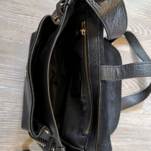 Coach Edie 31 Shoulder Bag Black Leather and Gold Chain Dust Bag Luxury Like New - Picture 11 of 14